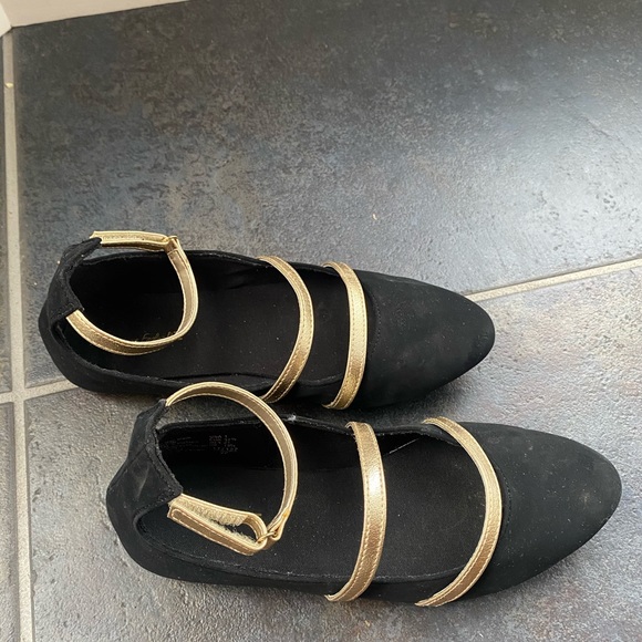 Ballet flats with ankle straps 1 - Picture 7 of 9